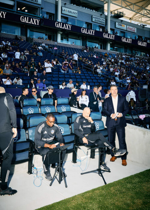 LA Galaxy coaching bench